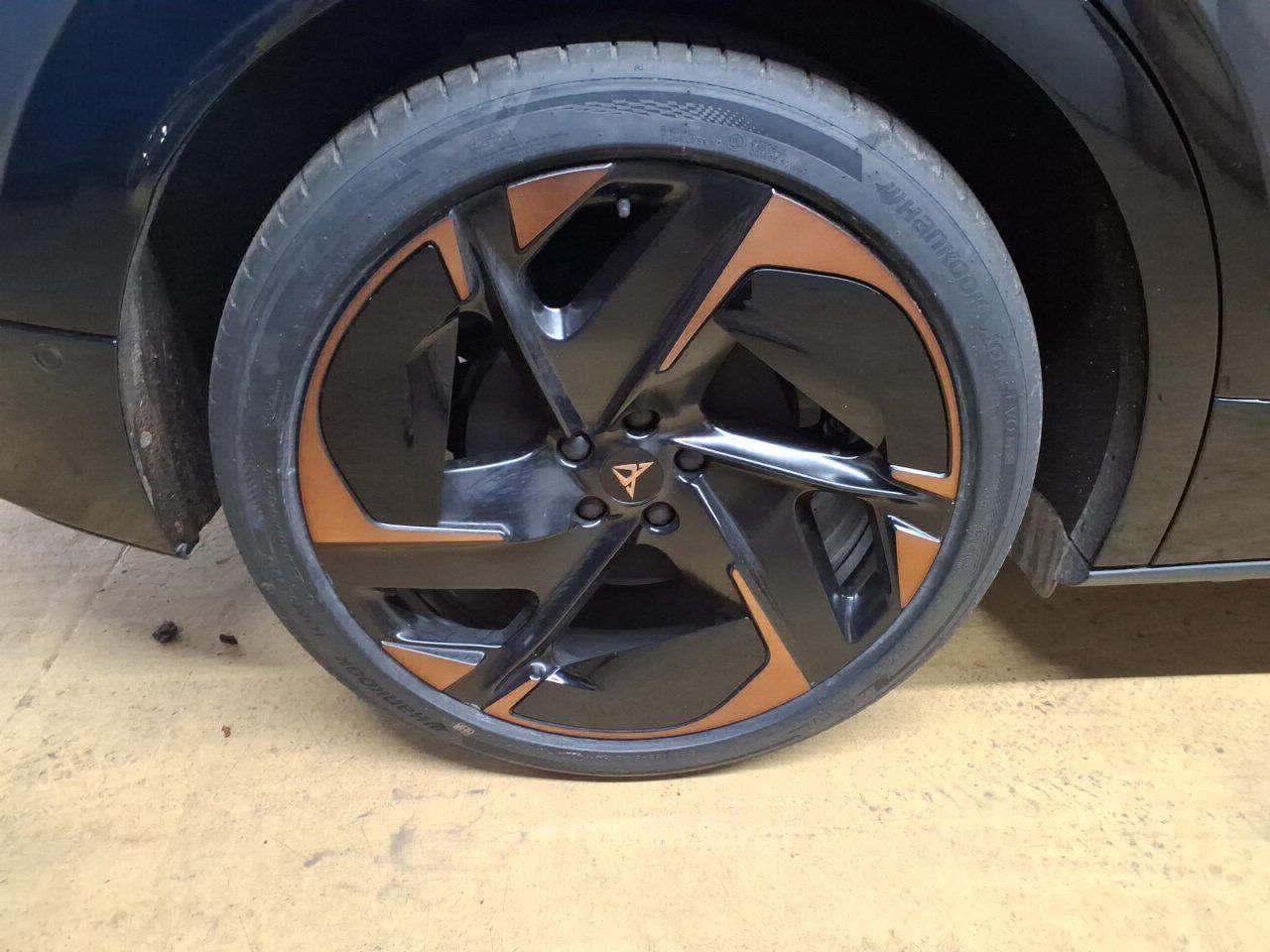 Cupra Tavascan - Bild 8