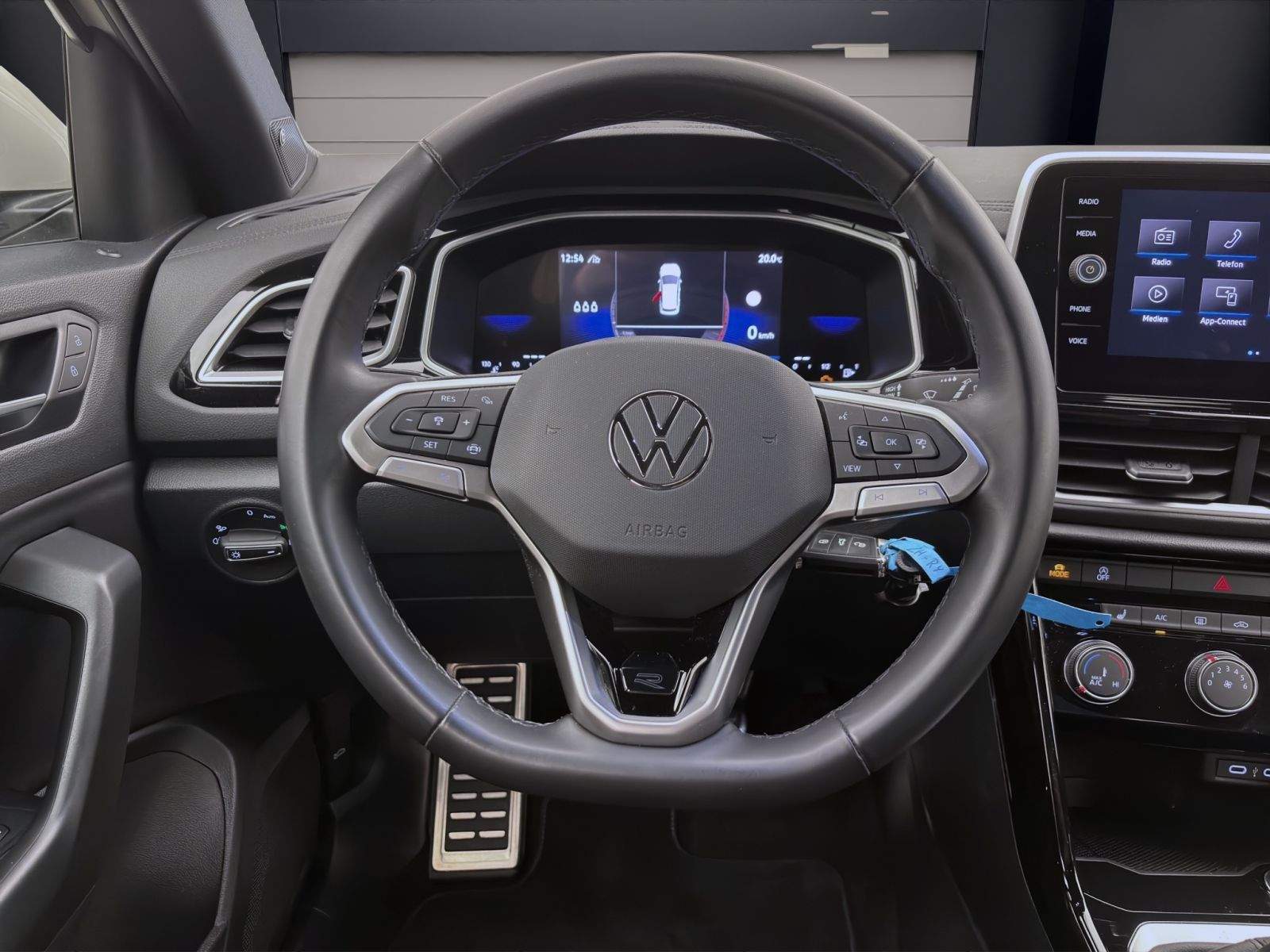 Volkswagen T-Roc - Bild 12