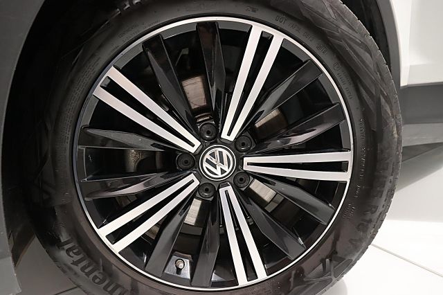 Tiguan IQ.DRIVE 1.5 TSI NAVI KAMERA Digital Cock