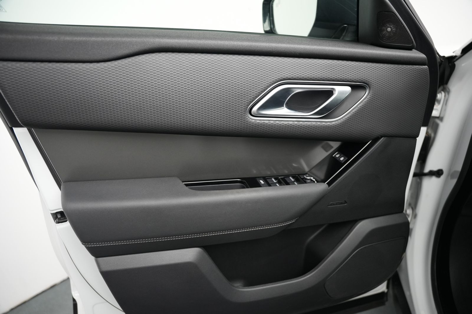 Fahrzeugabbildung Land Rover Range Rover Velar Kamera*Head-UP*Matrix*CarPlay