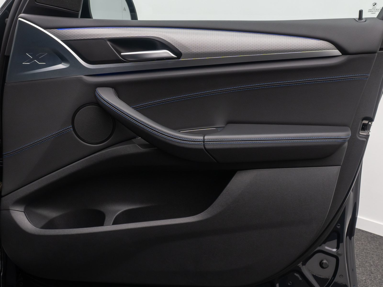 Fahrzeugabbildung BMW X3 xD20i M Sport Alarm HUD DAB Kamera HiFi Komfo