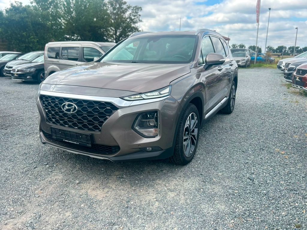 Hyundai SANTA FE