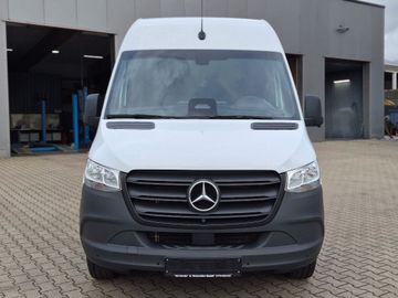 Mercedes Sprinter - 2