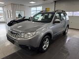Subaru Forester Comfort2.0i AWD/8Fach/TÜV neu/ - Subaru: Awd