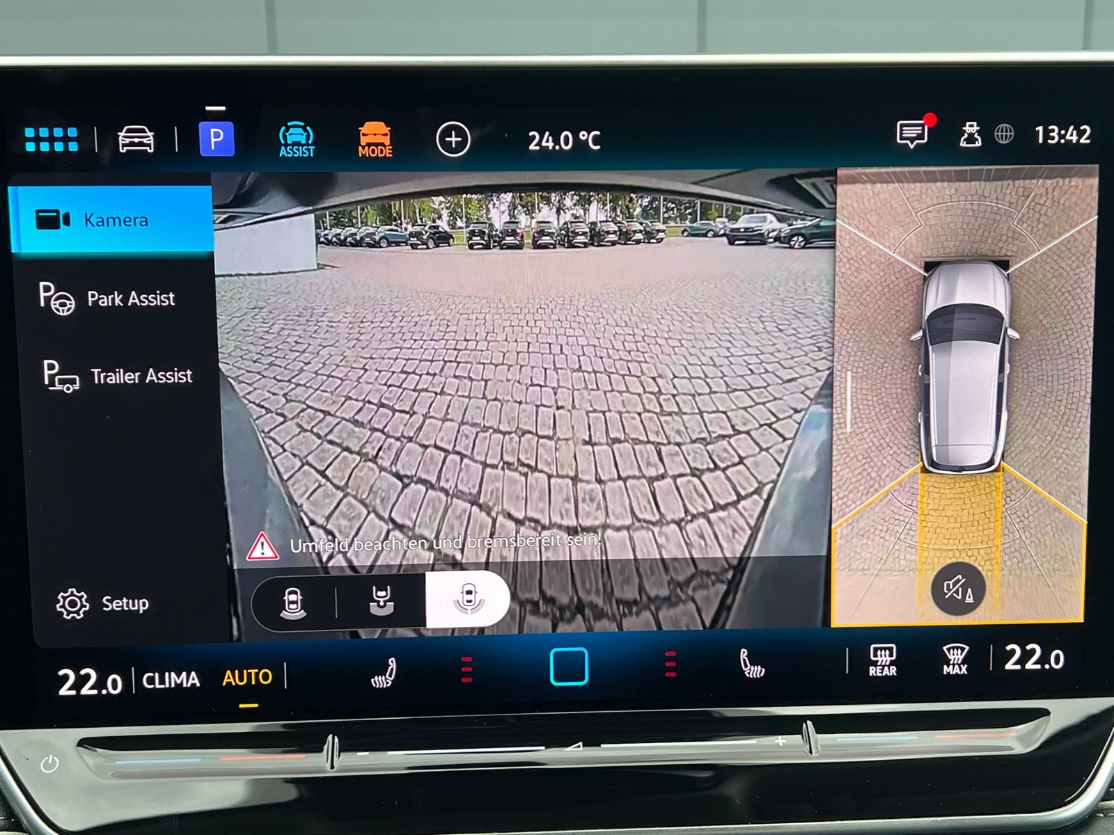 Fahrzeugabbildung Volkswagen Tiguan Elegance 1.5 eTSI DSG *AHK, IQ.Light, Nav