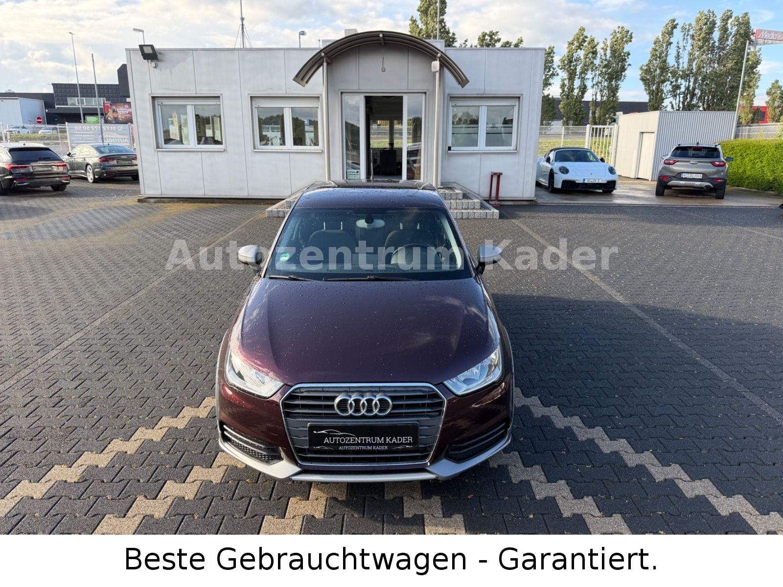 Audi A1 Sportback admired*Navi*PDC*active Style Paket