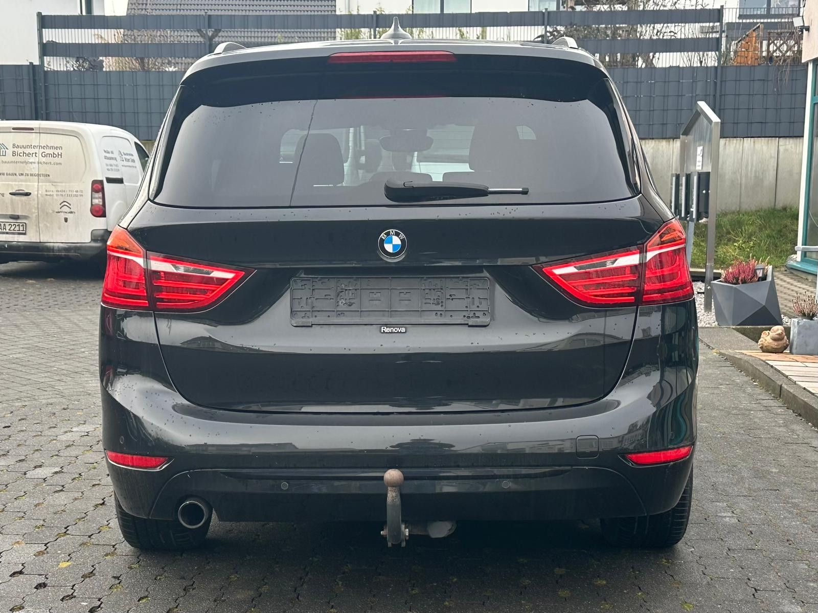 Fahrzeugabbildung BMW 216 Gran Tourer D Sport Line LED+PDC+MFL+NAVI+