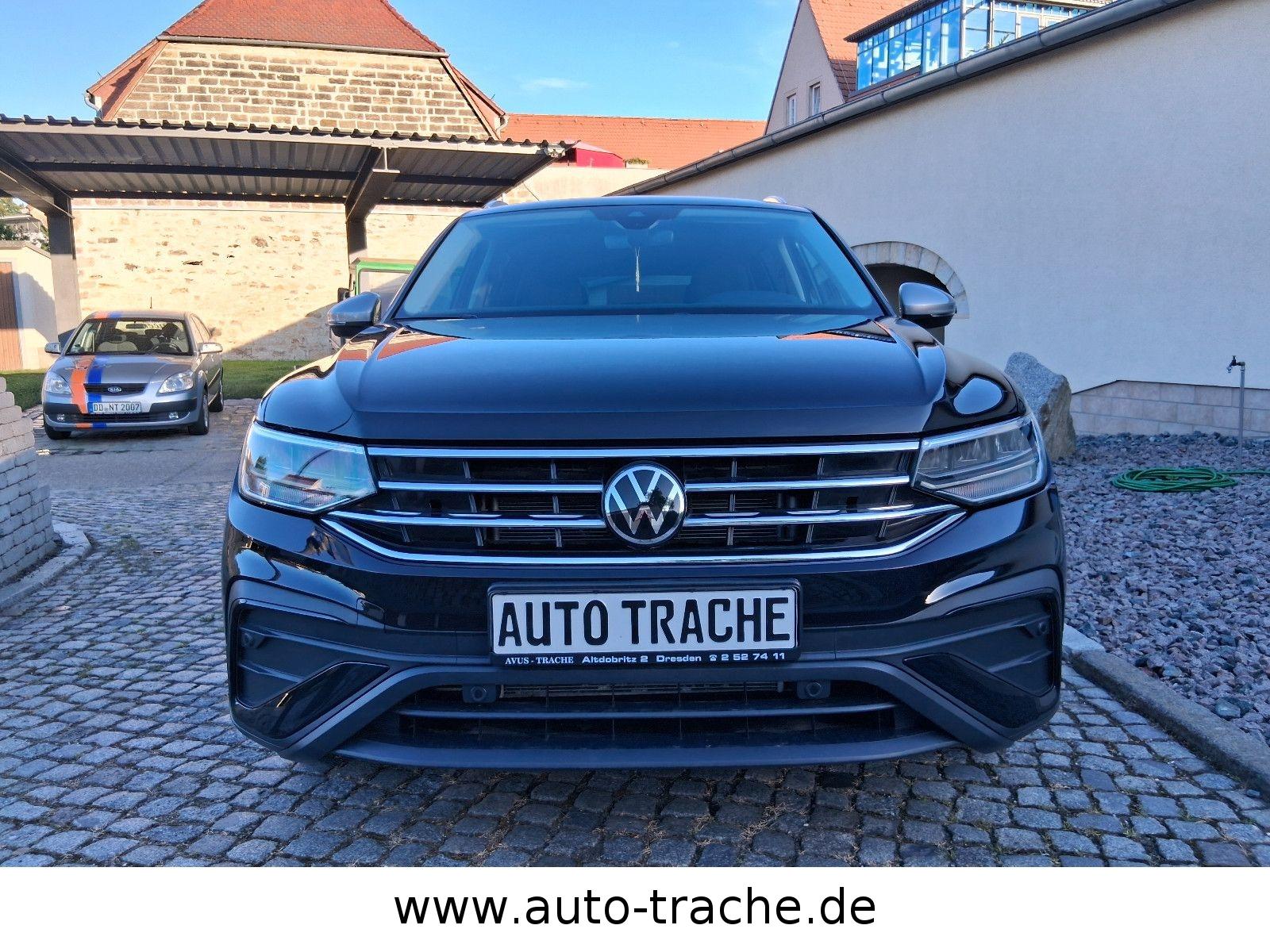 Volkswagen Tiguan  Life AHK Navi 7 Sitze GRA LED DAB Navi