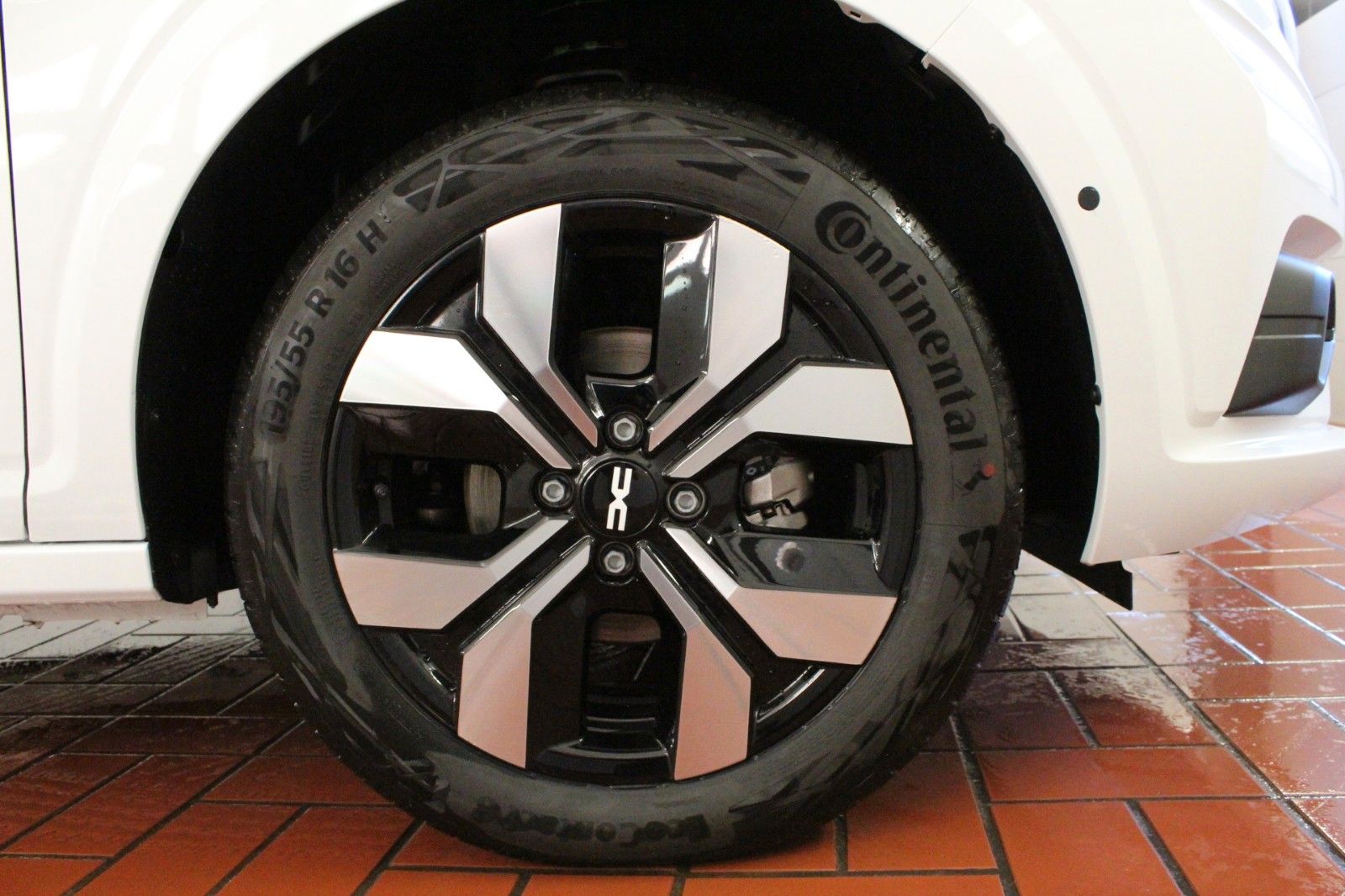 Fahrzeugabbildung Dacia Sandero Journey+ ECO-G 100 *Navi*Sitzhz*LPG