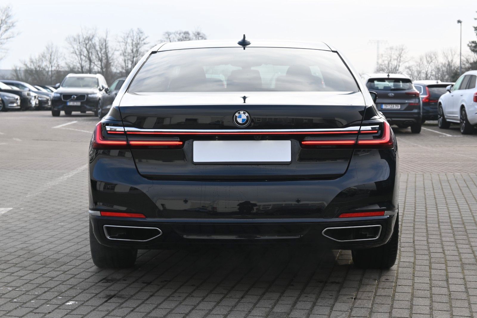 Fahrzeugabbildung BMW 740 d xDrive *STHZ*GD*Soft-C*Mietkauf o.Schufa