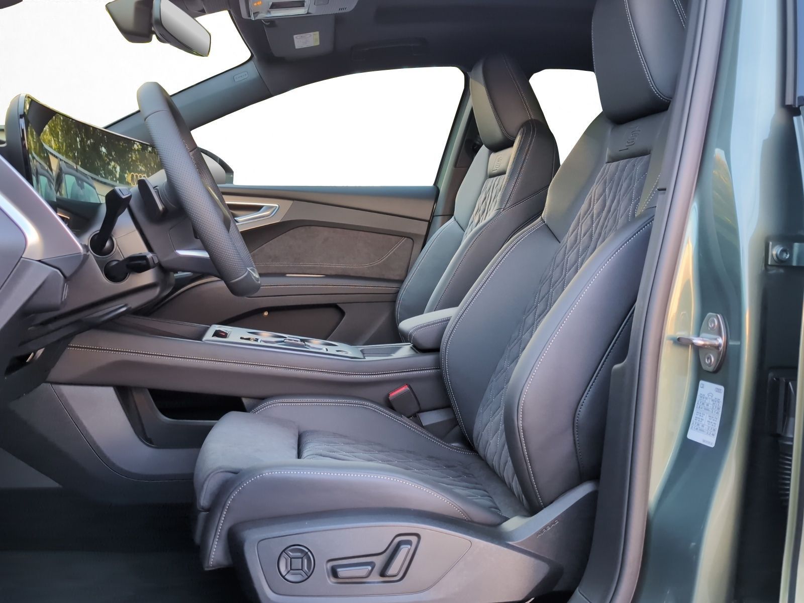 Audi Q4 e-tron - Bild 13
