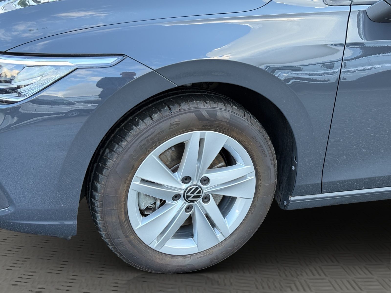 Volkswagen Golf - Bild 8