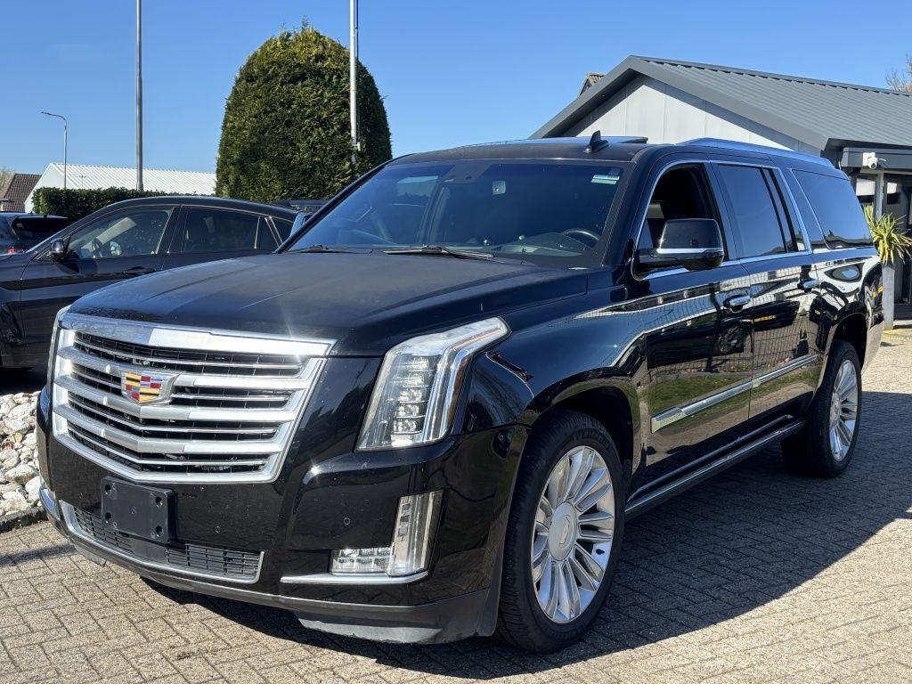 Cadillac Escalade 6.2 V8 ESV Platinum 2016 LEES BESCHRIJV