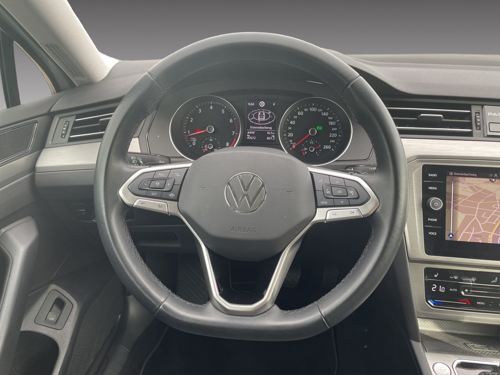 Volkswagen Passat Variant - Bild 12