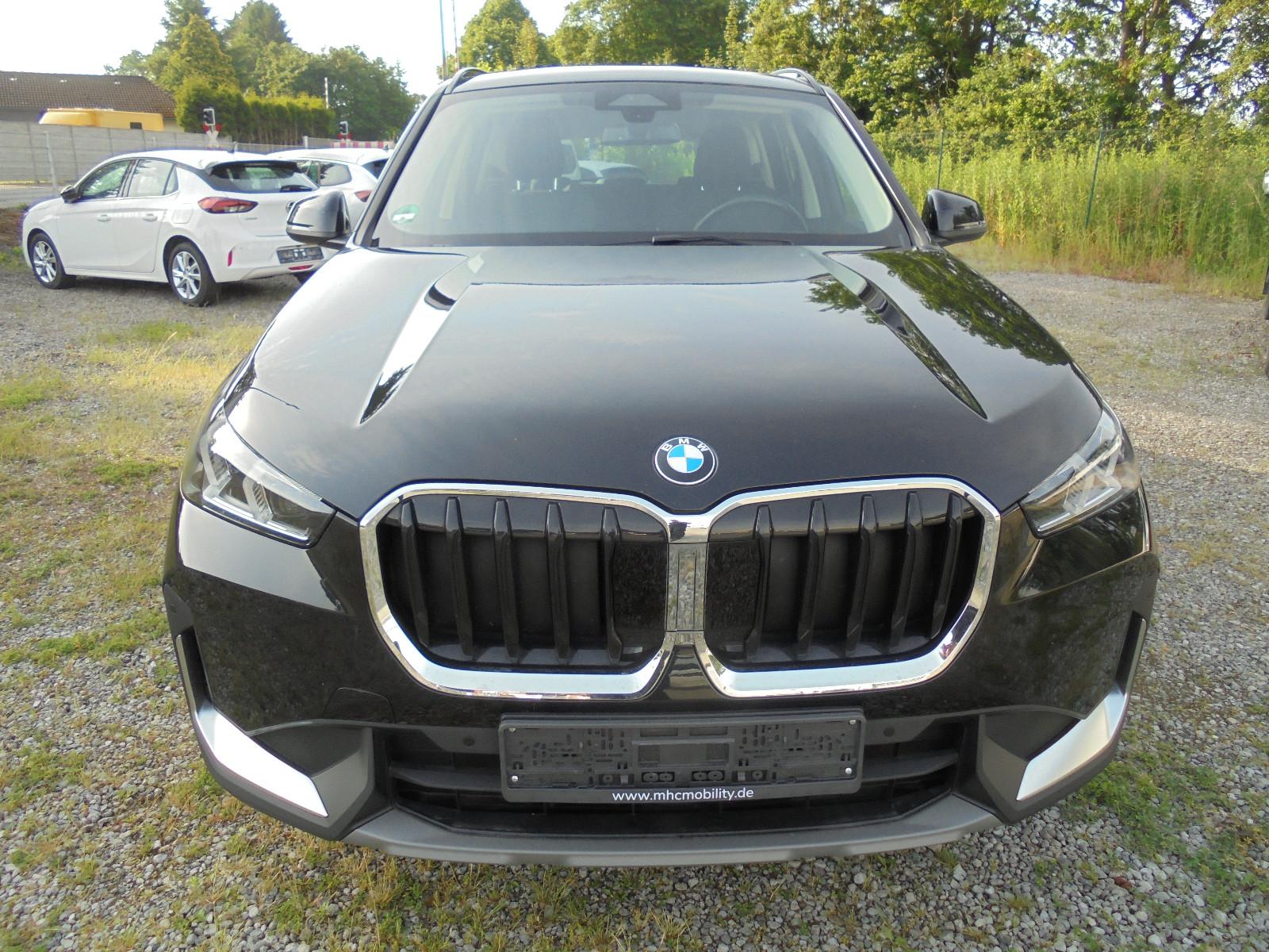 BMW X1 20 d xDrive20d Steptronic Diesel 1. Hand 4WD