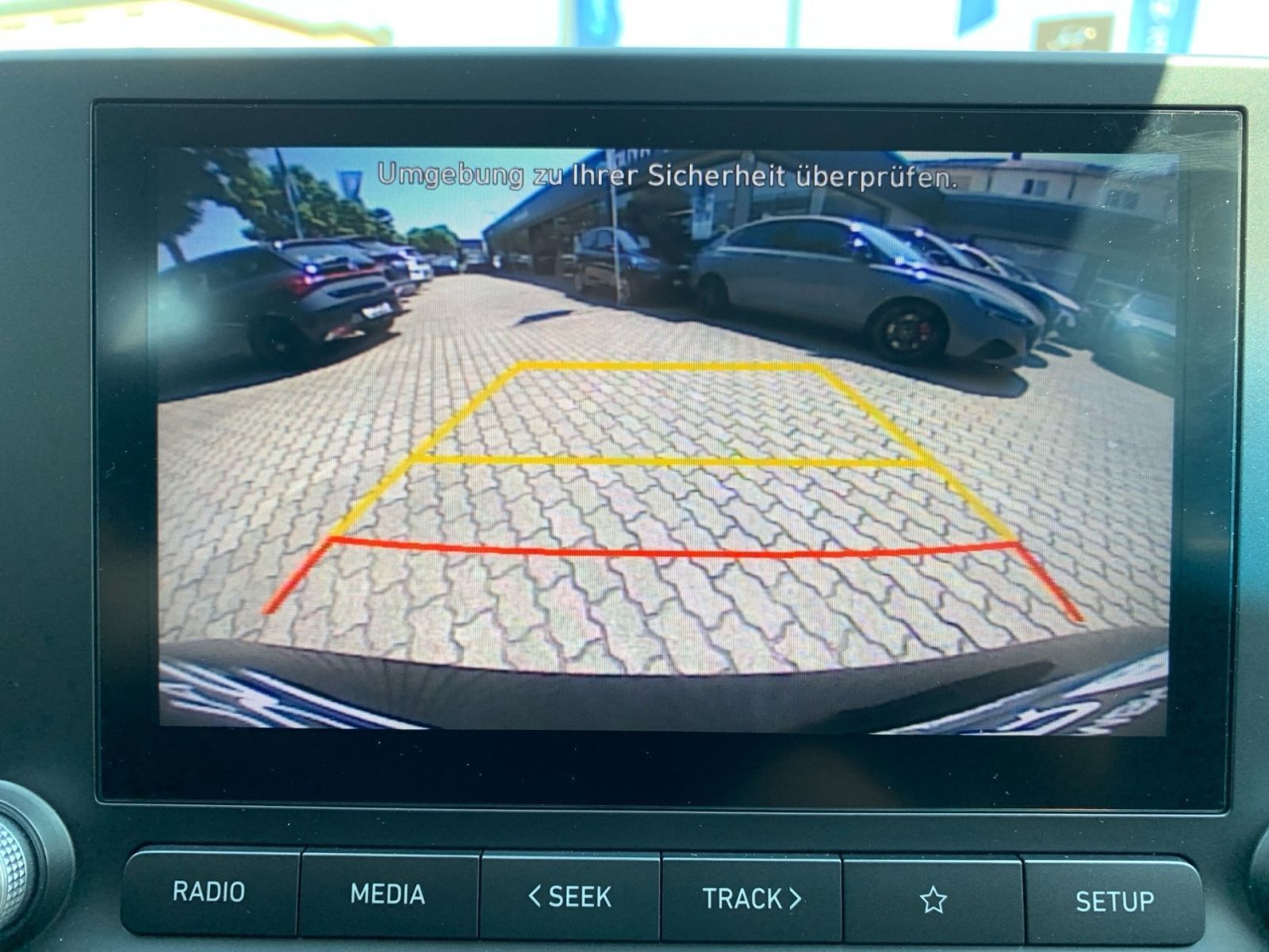 Fahrzeugabbildung Hyundai KONA Select Elektro 11kW OBC Kamera Sitzheizung