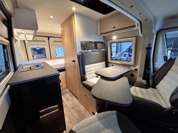 Sunlight Adventure Cliff 540 RT 8G LED Safety+ACC Digital