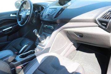 Ford Kuga - 9