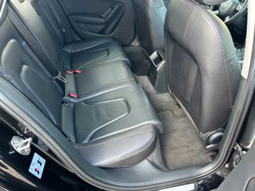 Audi A4 - 12