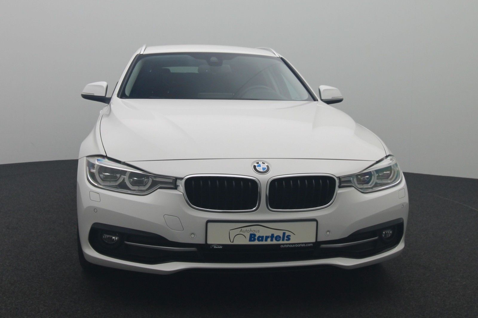 Fahrzeugabbildung BMW 320d Sport-Line