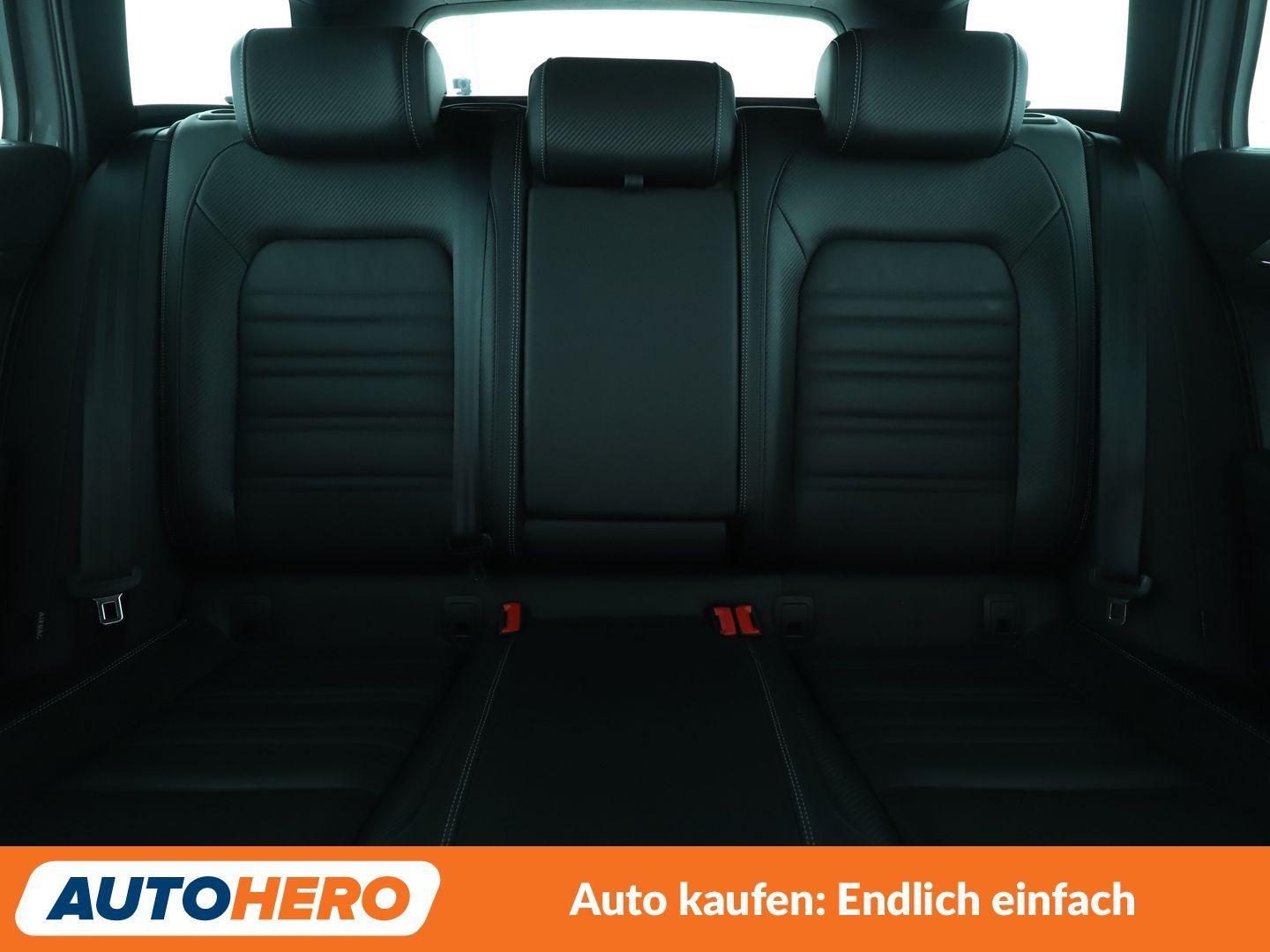 Volkswagen Passat 2.0 TSI Elegance 4Motion Aut.*NAVI*LED*
