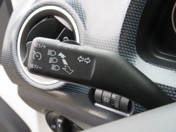 Fahrzeugabbildung Volkswagen up! move up! BMT KLIMA GRA PDC TELVOR CITYNOTBRE