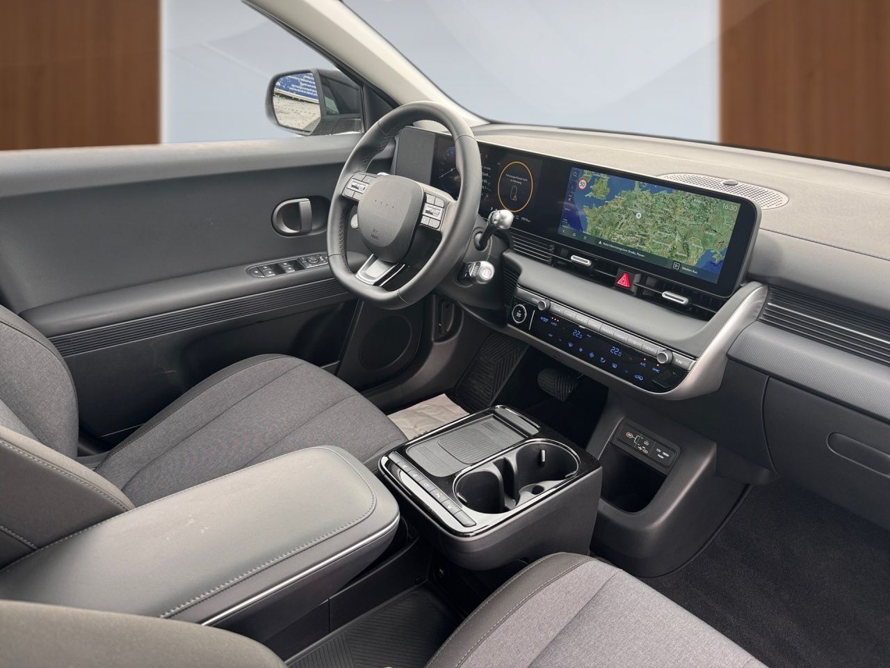 Fahrzeugabbildung Hyundai IONIQ 5 DYNAMIQ *84kWh*SHZ*LHZ*NAVI*CARPLAY*