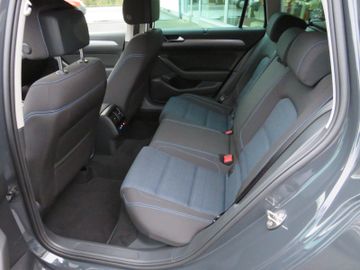 Fahrzeugabbildung Volkswagen Passat Variant GTE LED AHK KAMERA ACC E-KLAPPE 1