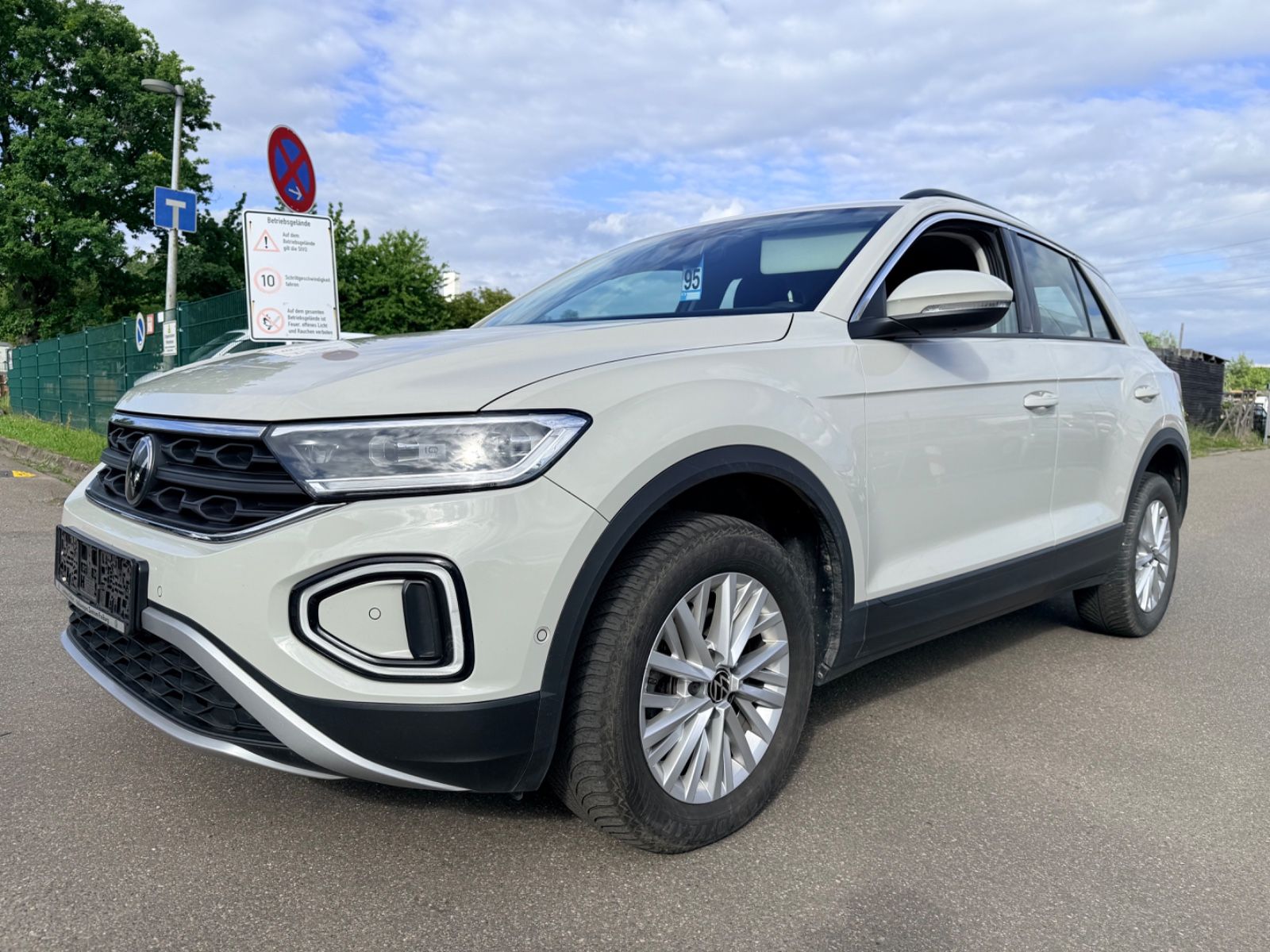 Volkswagen T-Roc Life foto 6