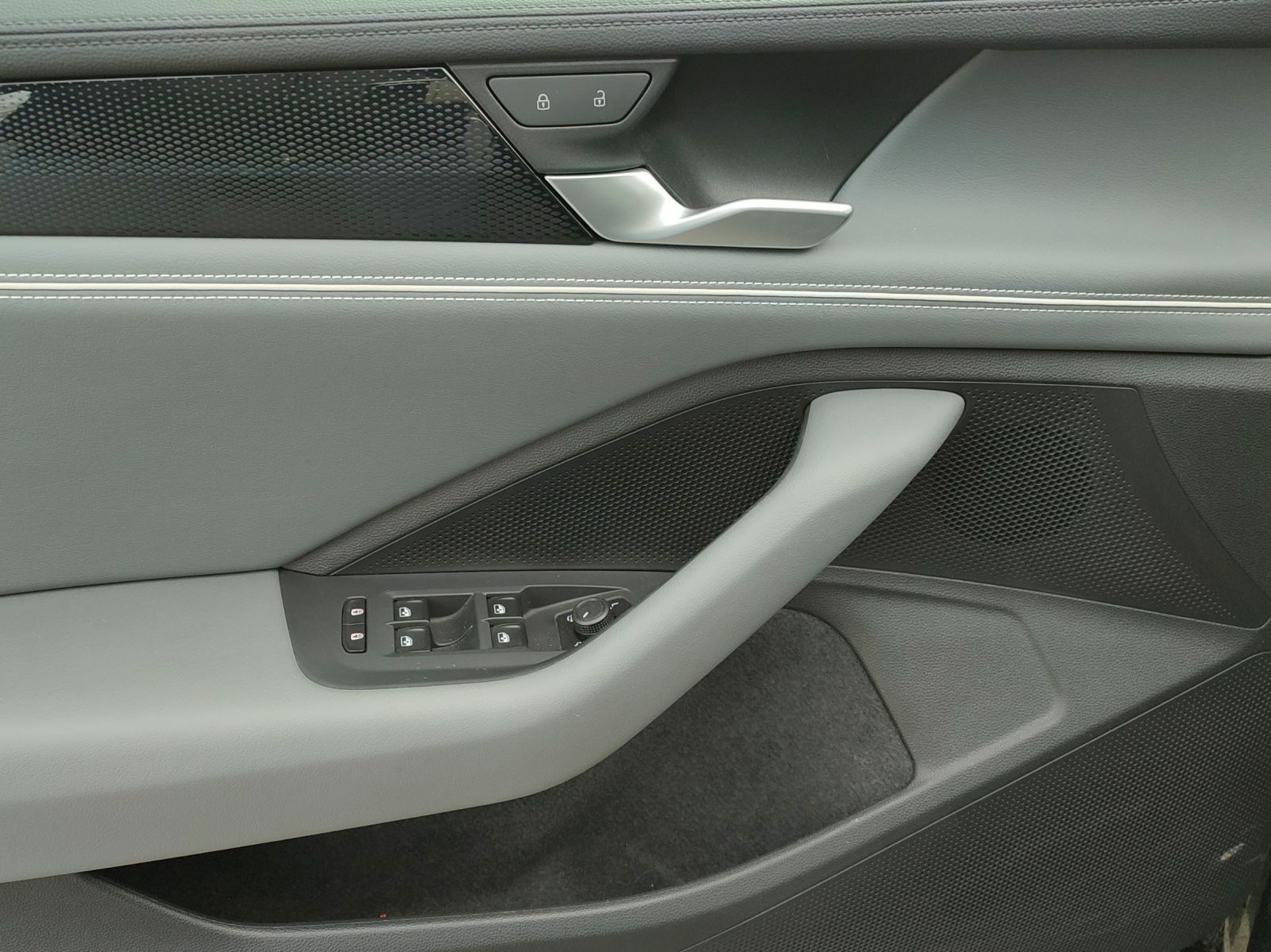 Volkswagen Passat - Bild 13