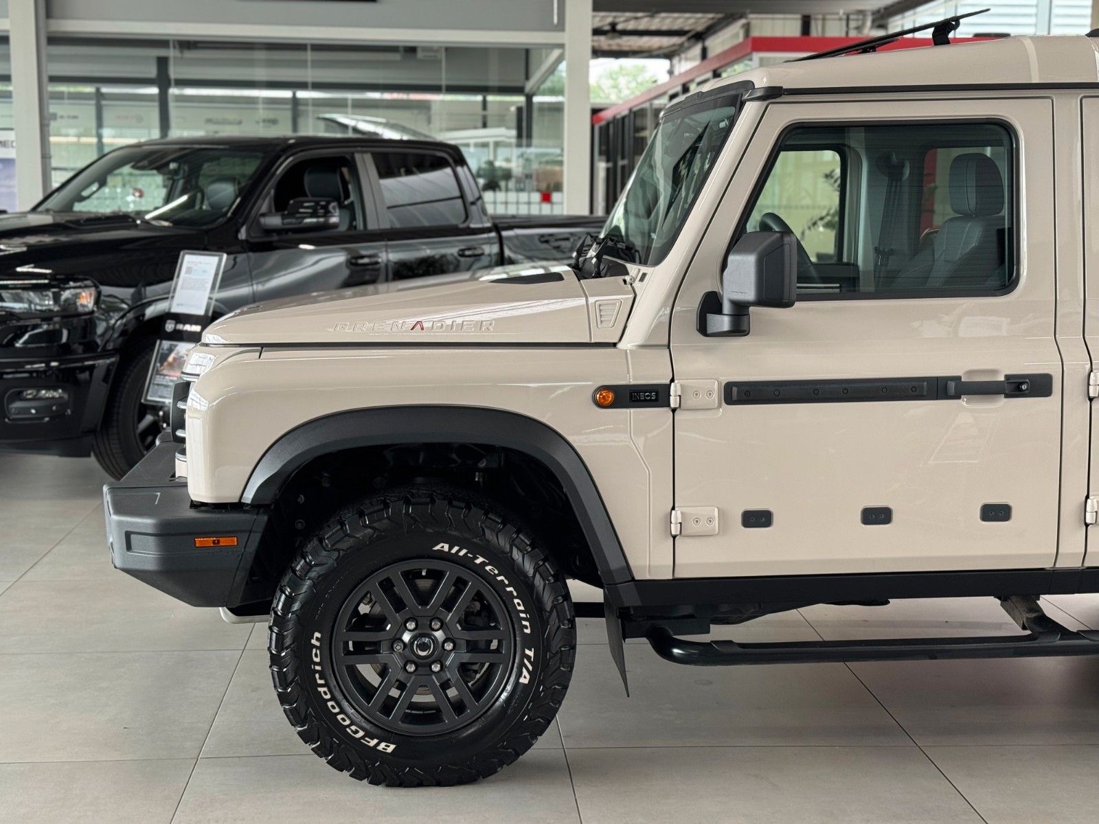 Fahrzeugabbildung INEOS Grenadier Station Wagon 3.0D Fieldmaster Edition