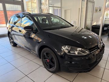 Volkswagen Golf - 3