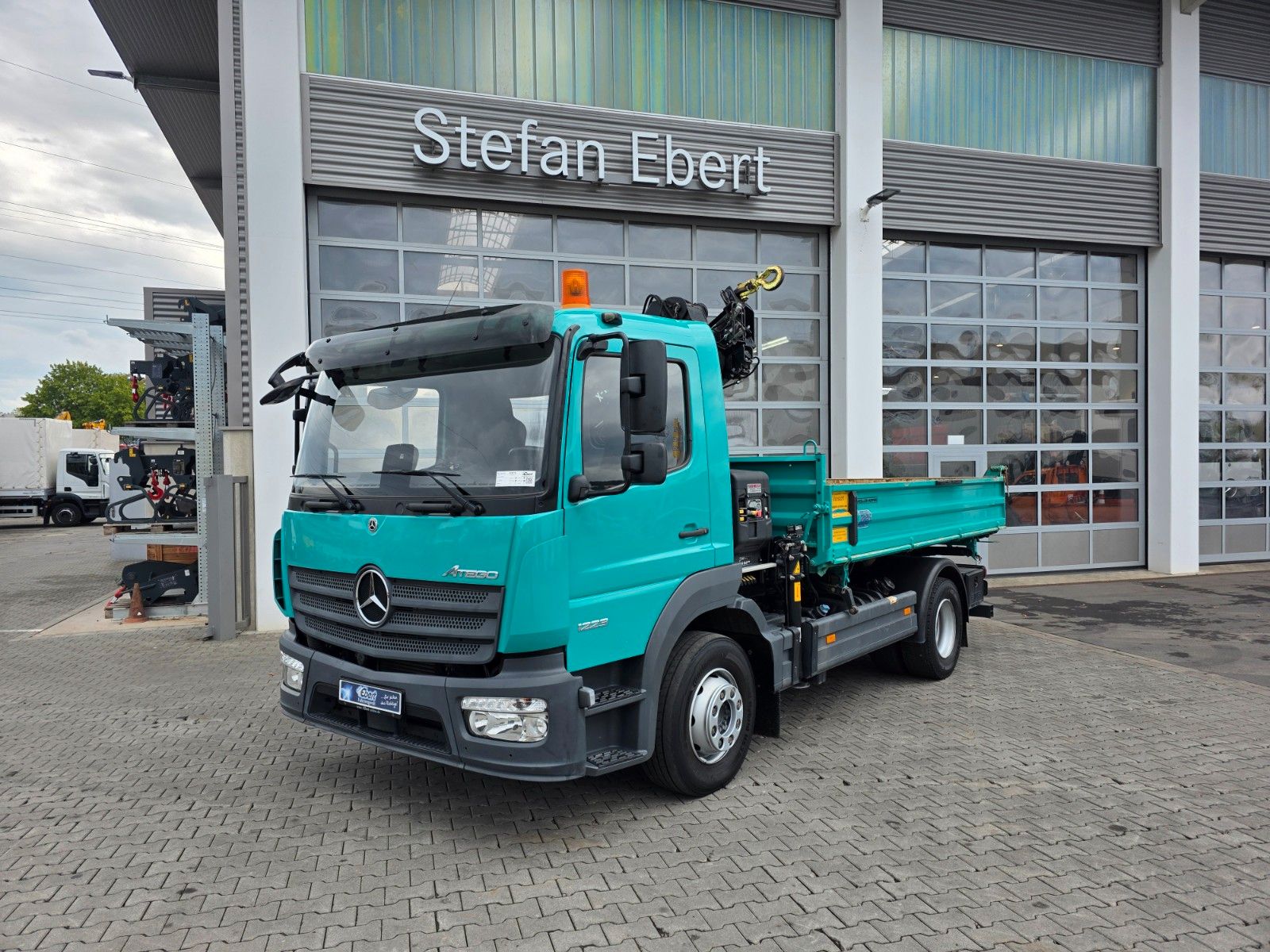 Fahrzeugabbildung Mercedes-Benz Atego 1223 KK HIAB X-HIDUO 082 Funk 2x AHK