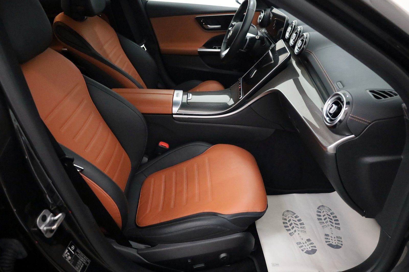 Fahrzeugabbildung Mercedes-Benz C 300 d T AMG,Leder,Navi,LED,SH,Kamera,AHK SR+WR