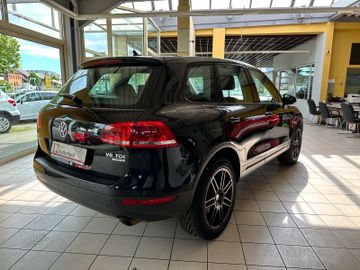 Volkswagen Touareg - 7