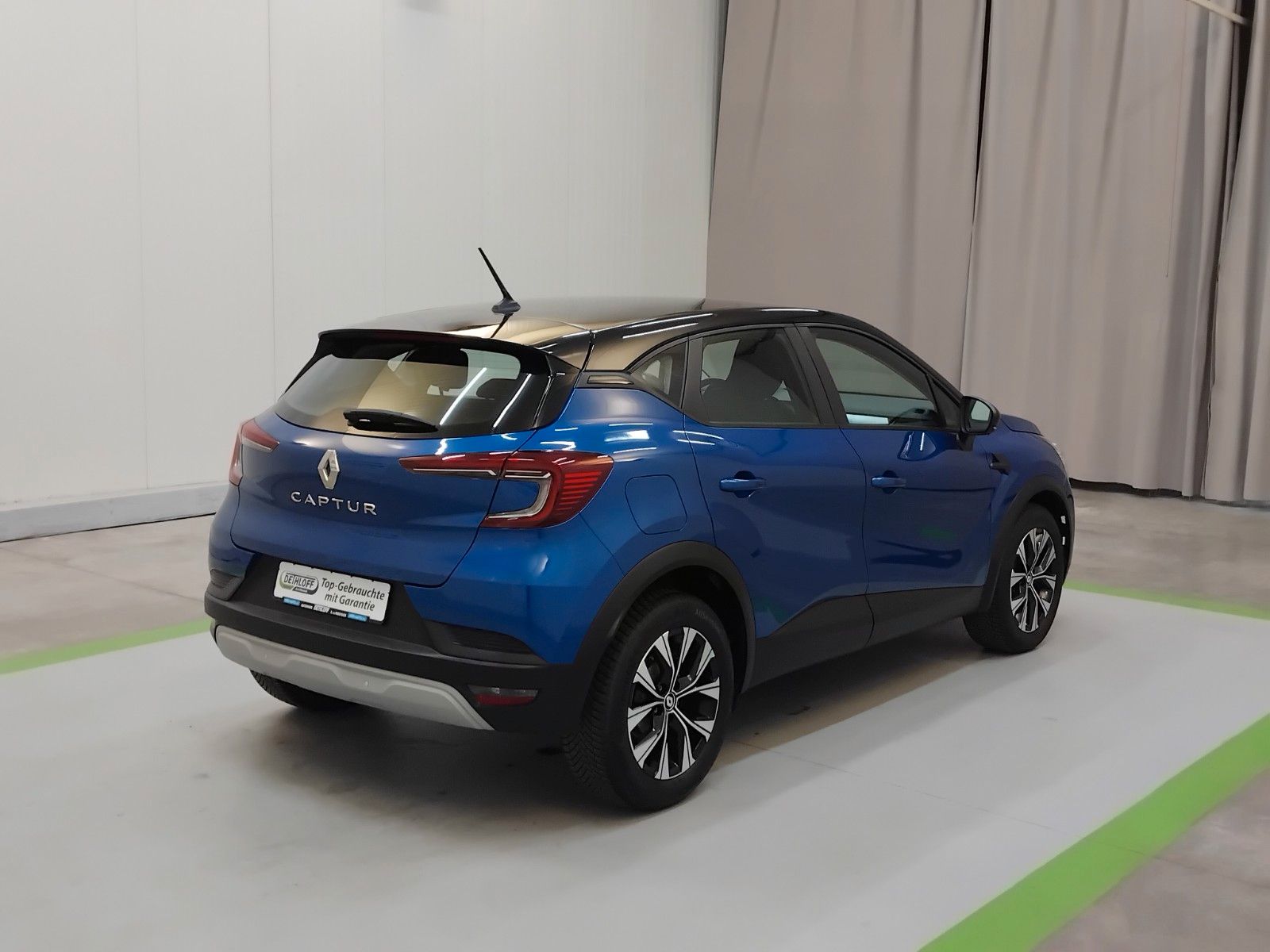 Renault Captur (06/2026, Benzin)