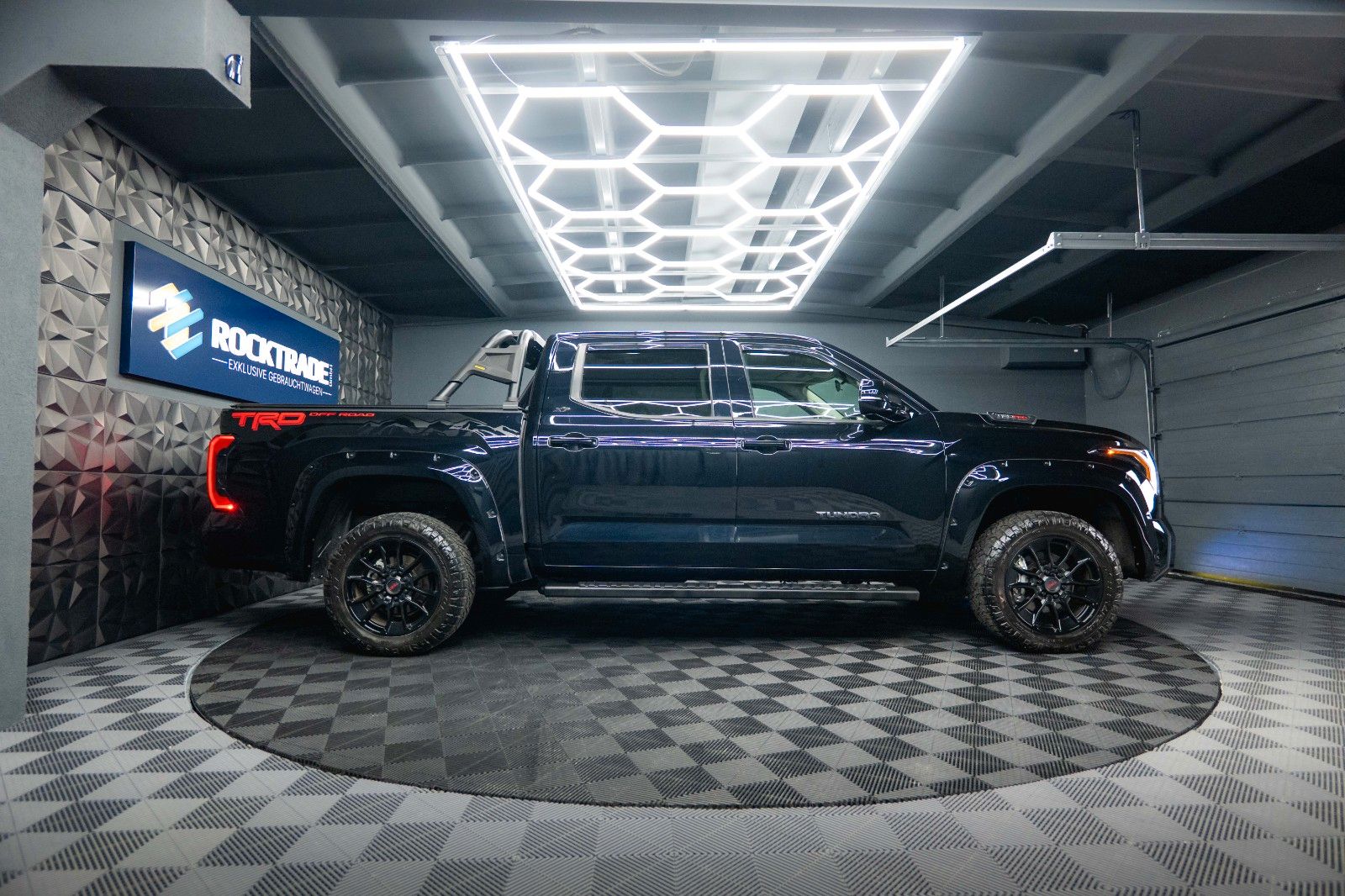 Fahrzeugabbildung Toyota Tundra 3.4L V6 4x4 TRD PRO Style *LED*ACC*19%*