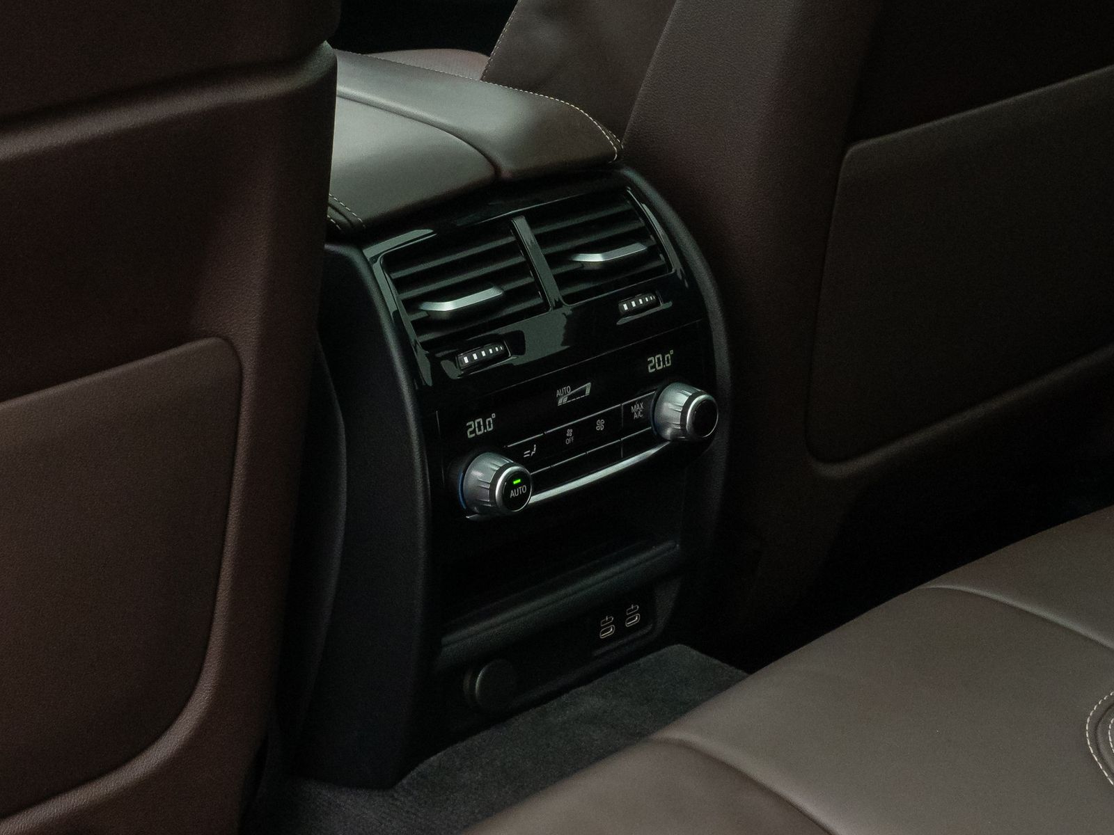 Fahrzeugabbildung BMW 530e xD M Sport Laser DAB H/K HUD AHK Panorama