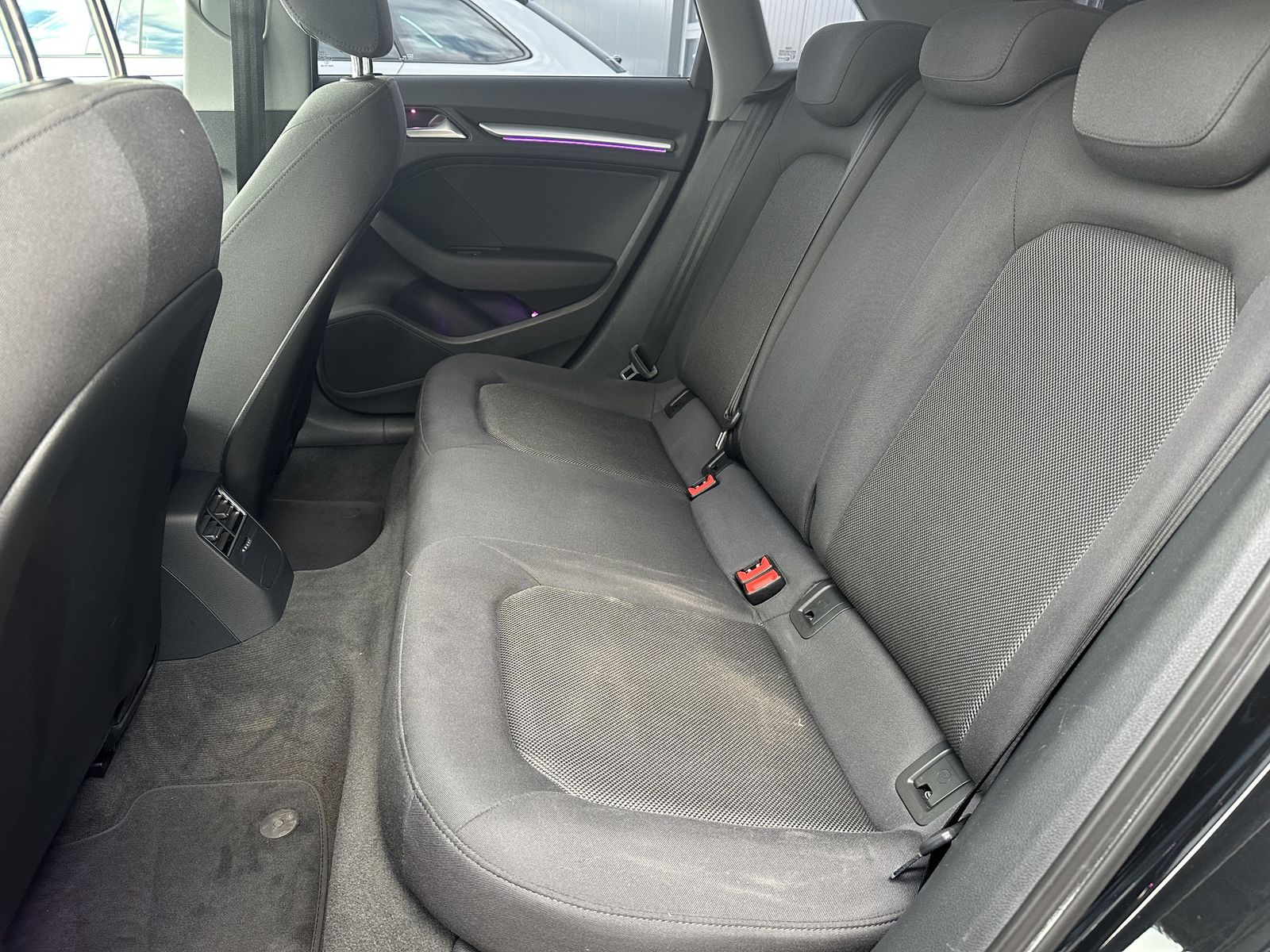 Fahrzeugabbildung Audi A3 SpB 1.5 TFSI Aut. XEN+SHZ+APS+TEMPOMAT+EU6