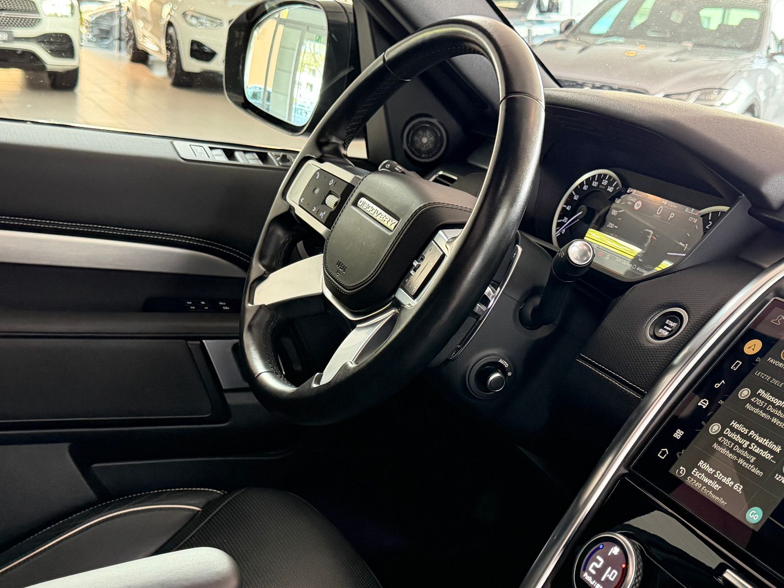 Fahrzeugabbildung Land Rover Discovery 5 R-Dynamic HSE D250 c AWD/PANO/MEMORY