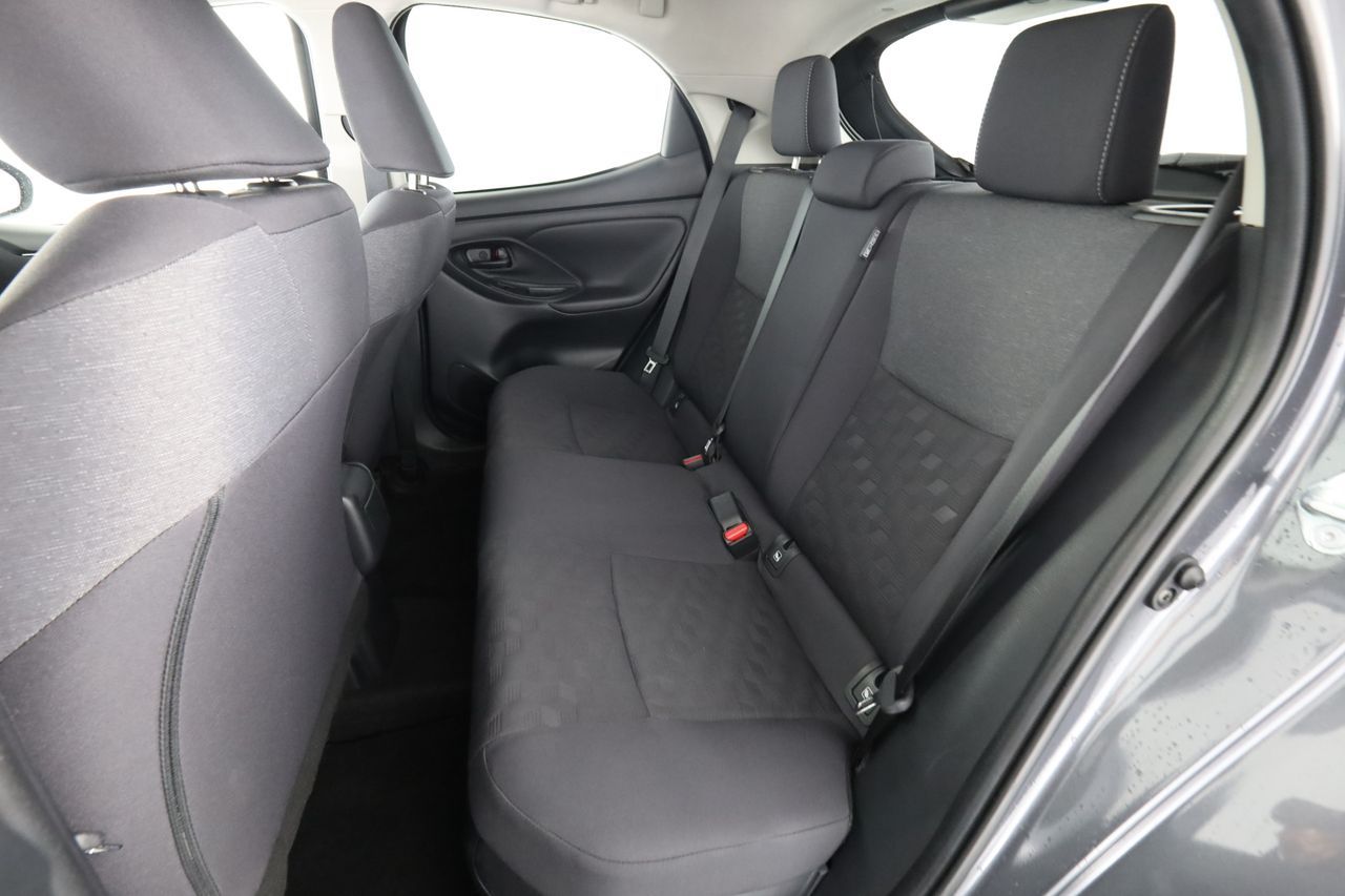 Toyota TOYOTA Yaris 4ª serie Yaris 1.5 Hybrid 5 porte T imagem 3