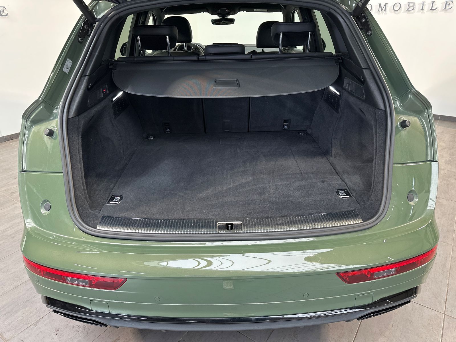 Fahrzeugabbildung Audi Q5 50 TFSI e Quattro S-Line NAV+LED+AHK+KAM