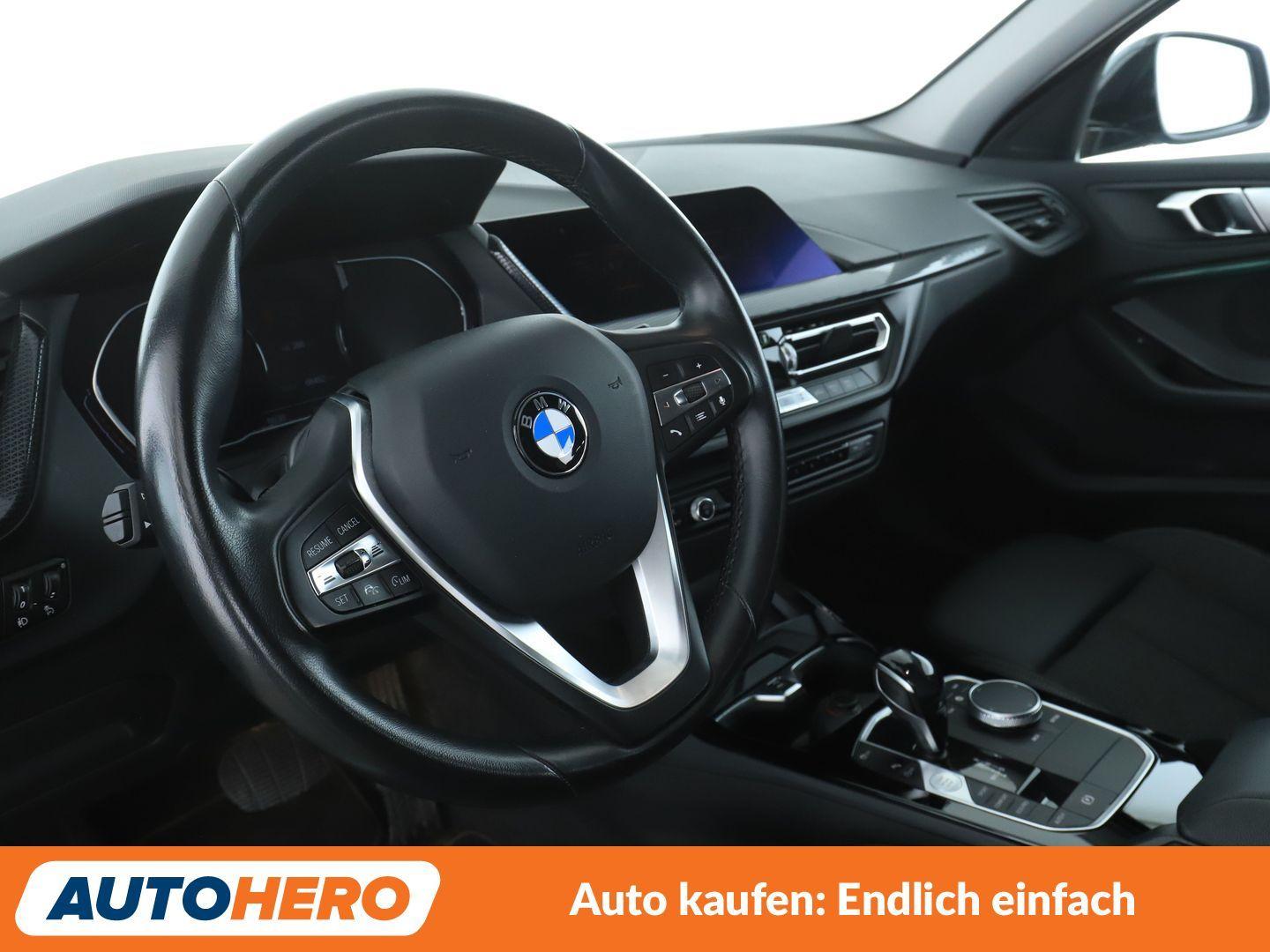 BMW 1er 118i Sport Line Aut.*LED*NAVI*TEMPO*PDC*