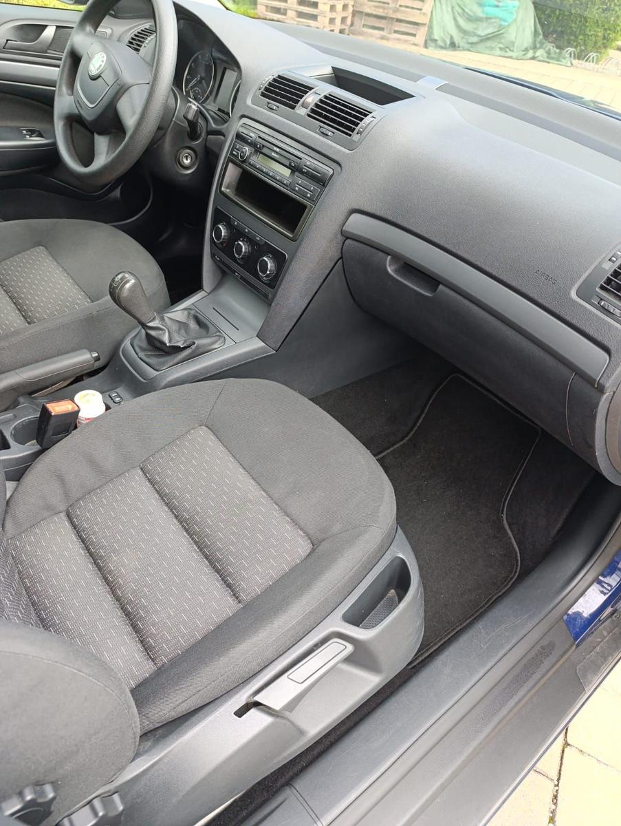 Skoda Octavia 2011 — photo 7