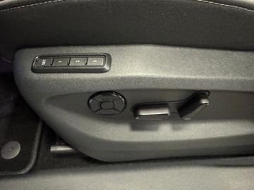 Skoda Kodiaq 1.5 TSI Sportline 7-Sitze AHK Matrix