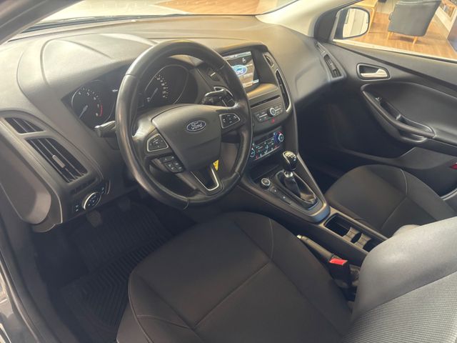 Focus 1.0 EcoBoost Business*AHK*2-Zonen*Tempomat
