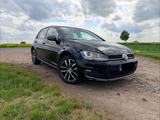 Volkswagen Golf 7 1,4 TSI Highline 7G-DCT/SHZ/1.Hand/Garage - Volkswagen Golf in Leipzig