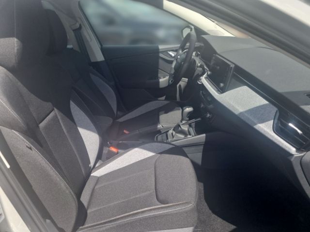 Fahrzeugabbildung SKODA Scala 1.0 TSI DSG Selection KLIMA WINTER PAKET T