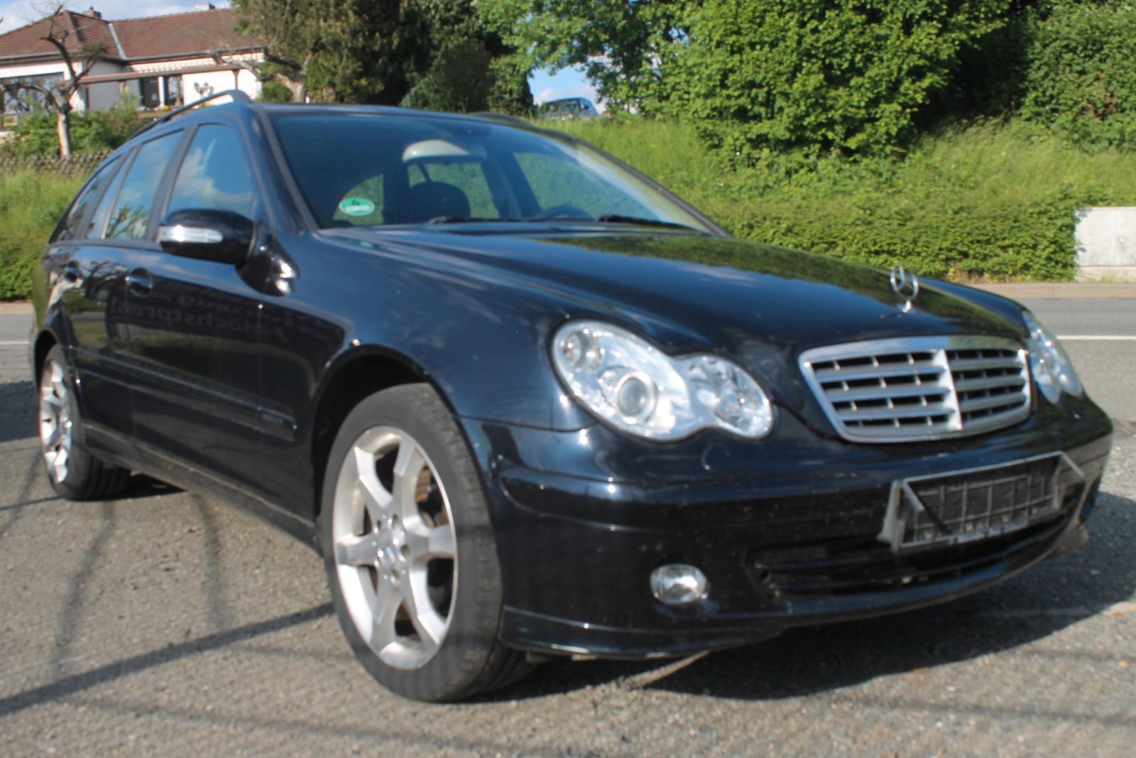 Mercedes-Benz C180 2006 — engine 1.796 cm³, 143 HP (105kW)