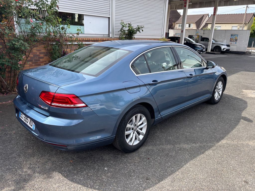 Image of Volkswagen Passat